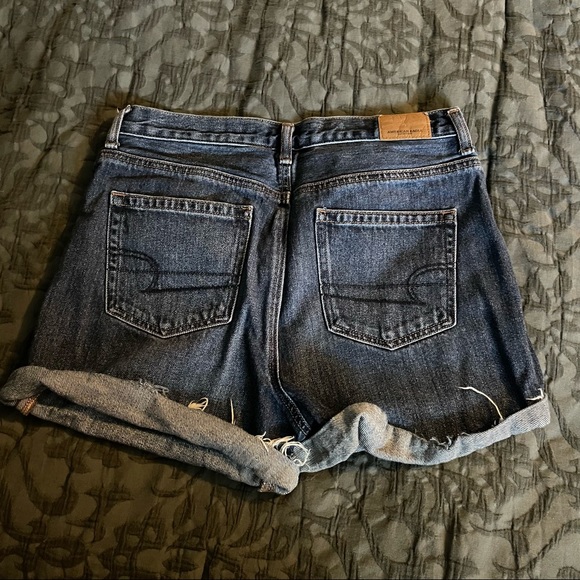 Like New AE Shorts - Picture 2 of 7